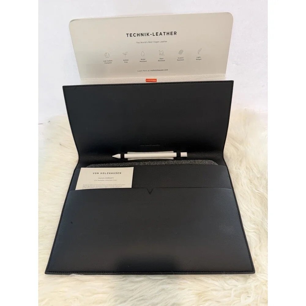 Von Holzhausen The iPad Portfolio Leather Reinvented Case 12.9 Inches Black